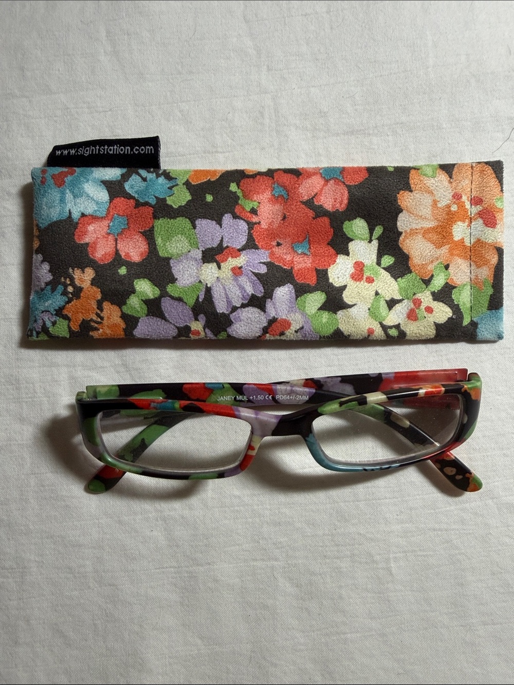 Sightstation Floral Reading Glasses with Matching Case - Multicolor 1.50 strengt